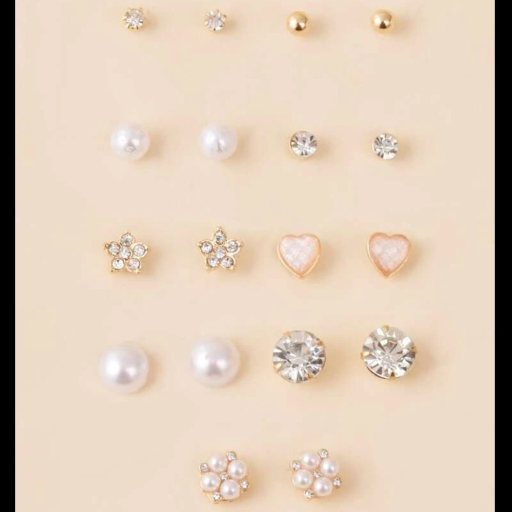 9 pair stud earings